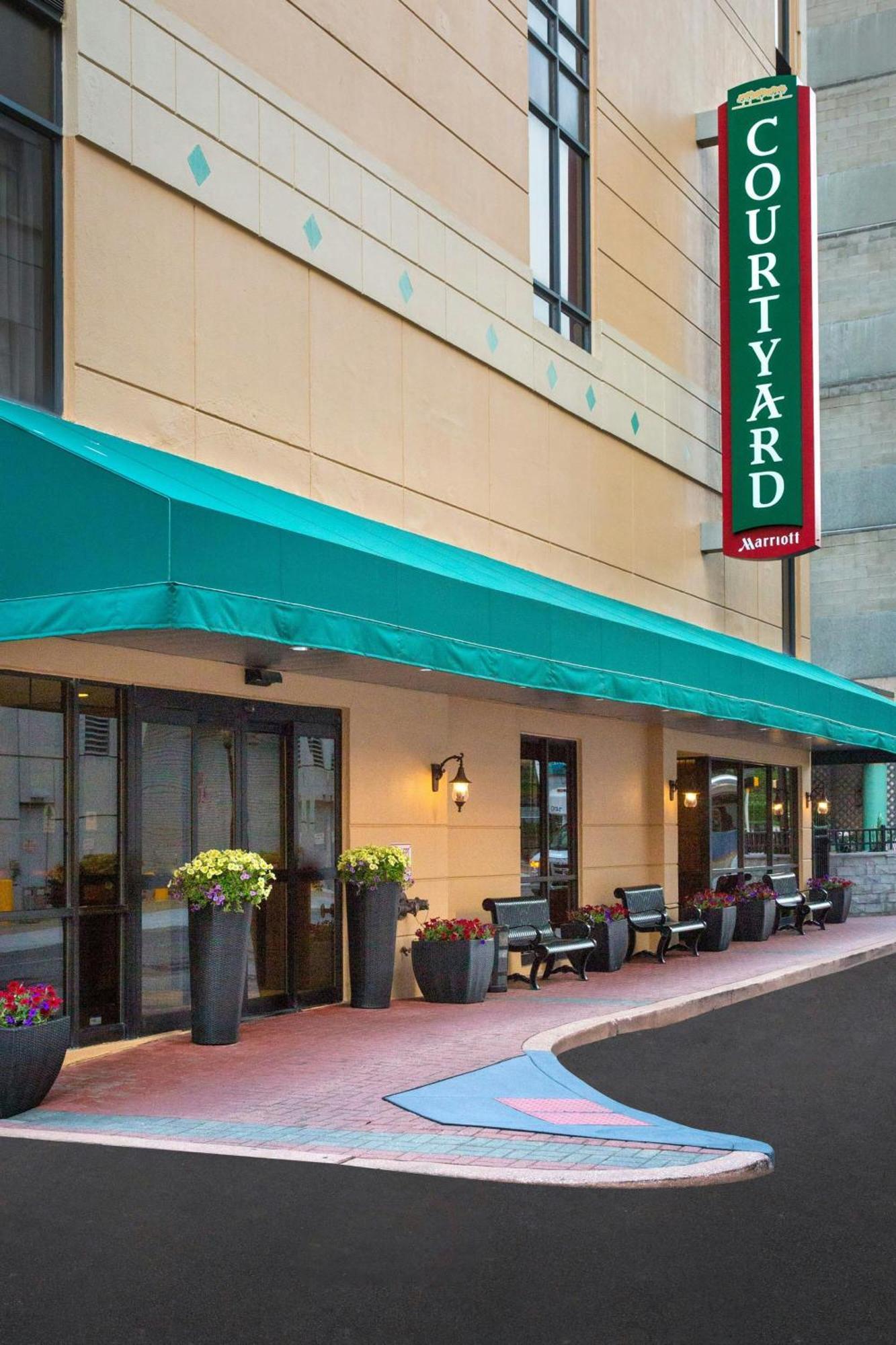 Hotel Courtyard Wilmington Downtown Exterior foto
